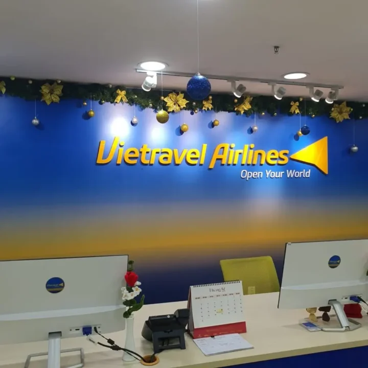 Vietravel Airlines Office